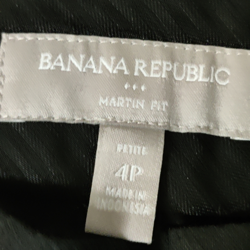 Banana Republic Gray Martin Fit Pants, 4P - Picture 2 of 2